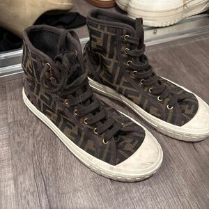 Fendi Women's Brown Trainers